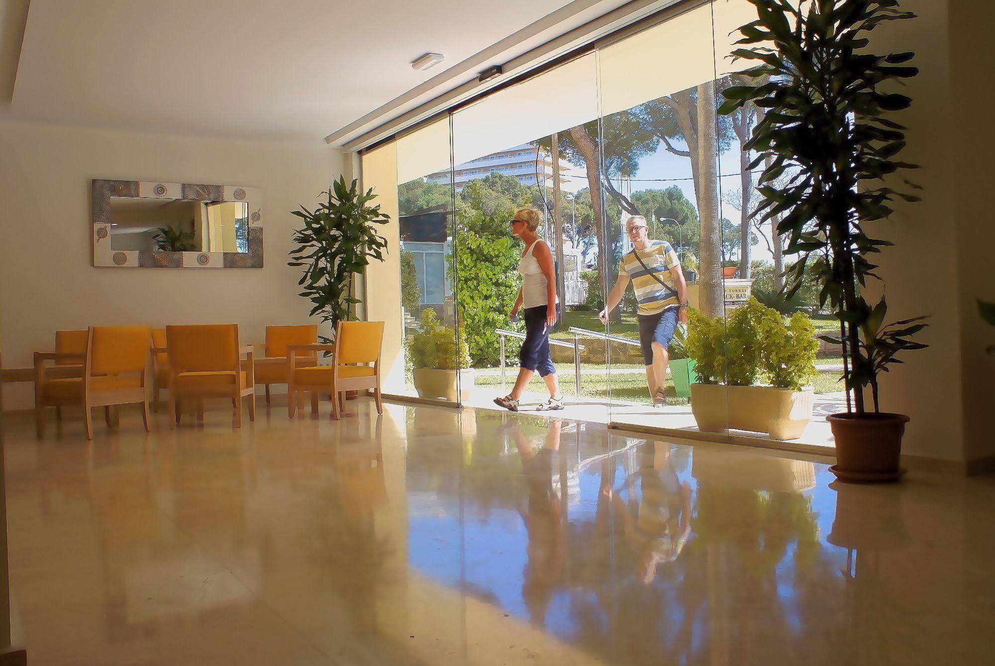 Cabot Tres Torres Apartamentos Playa de Palma  Eksteriør billede